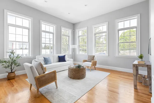 Zack Harwood Real Estate at Berkshire Hathaway HomeServices Warren Residential
