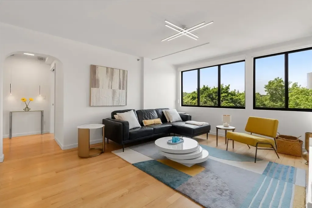 1731 Beacon St #508, Brookline, MA 02445