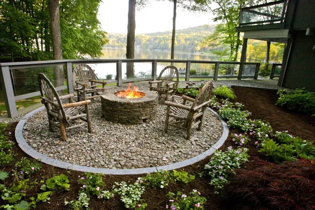 work photo from yardscapeslandscape.com