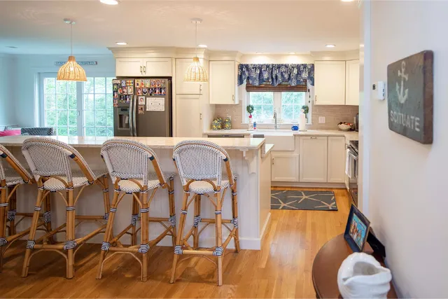 J. Kenneway / Awl Carpentry