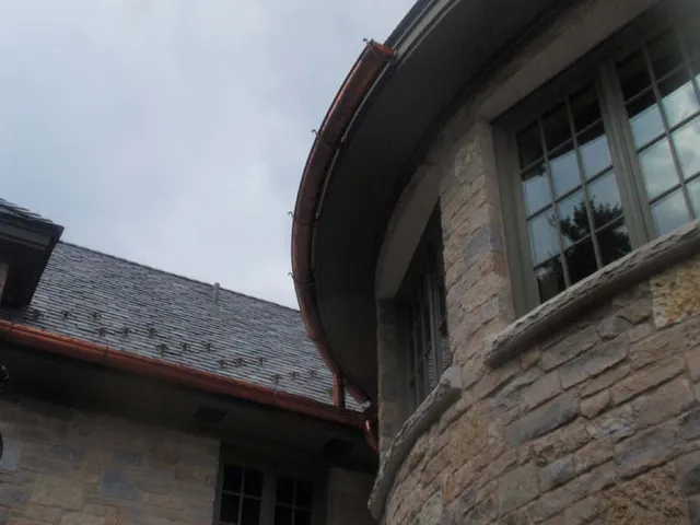work photo from nlseamlessgutters.com