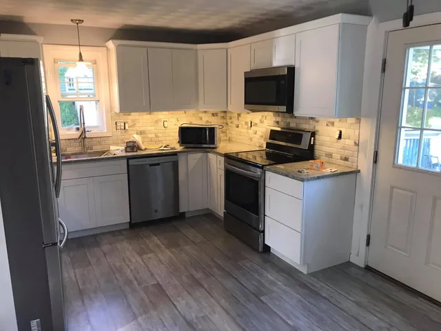 work photo from murphyconstructionnh.com