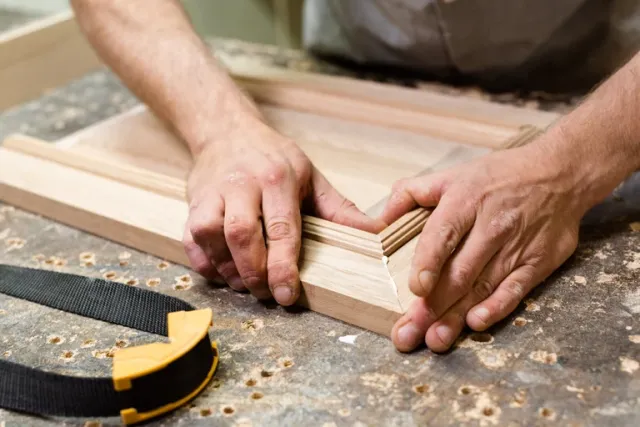 Carpenter combining parts for gluing