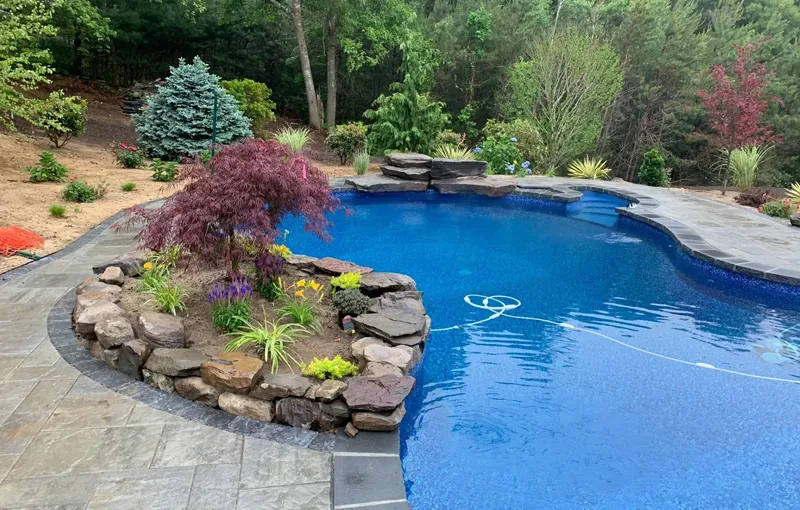 work photo from bearcepoolandlandscape.com