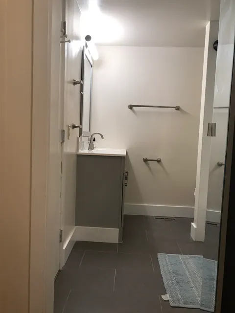 Finished bathroom remodel — photo 3