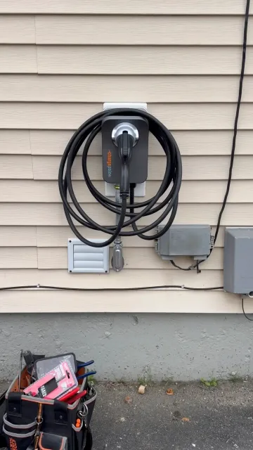 ChargePoint EV charger installation in Rhode Island