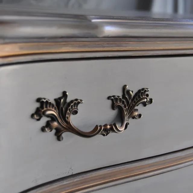 Chic Home & Antiques researched project photo
