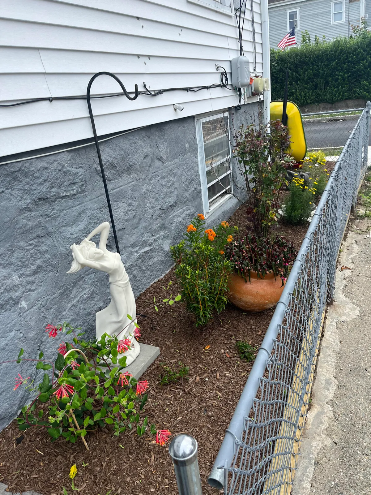 work photo from southcoastnativelandscapes.com