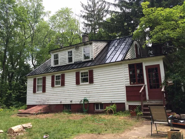 Roberts Roofing & Siding researched project photo