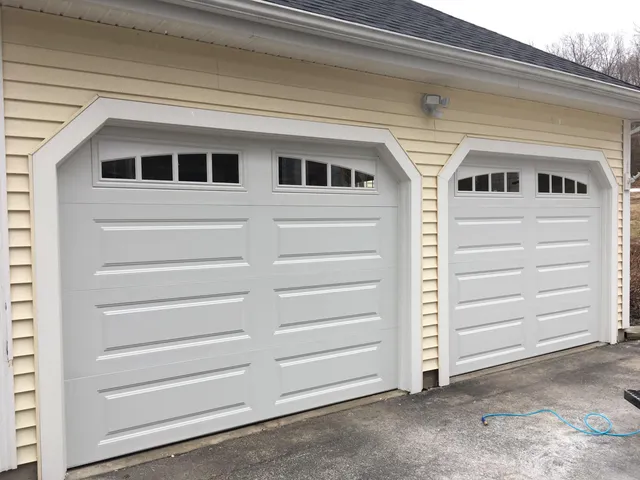 work photo from lizziesgaragedoors.com