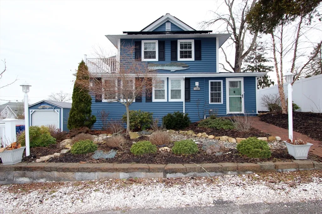 19 Maple Street