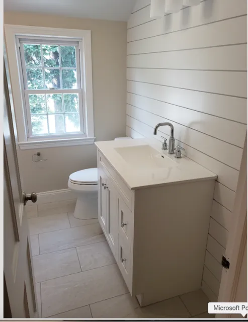 Bathroom FFld.png