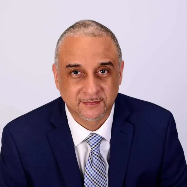 Miguel Lopez Headshot 0821