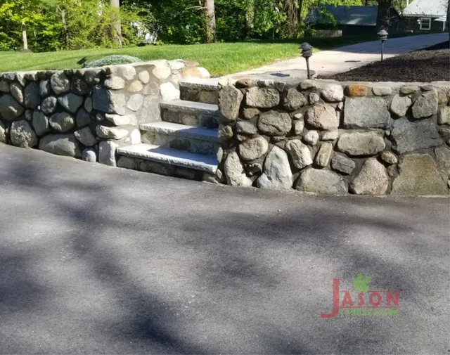 retaining construction
