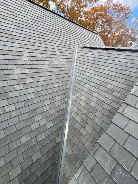 work photo from connecticutroofingsolutions.com