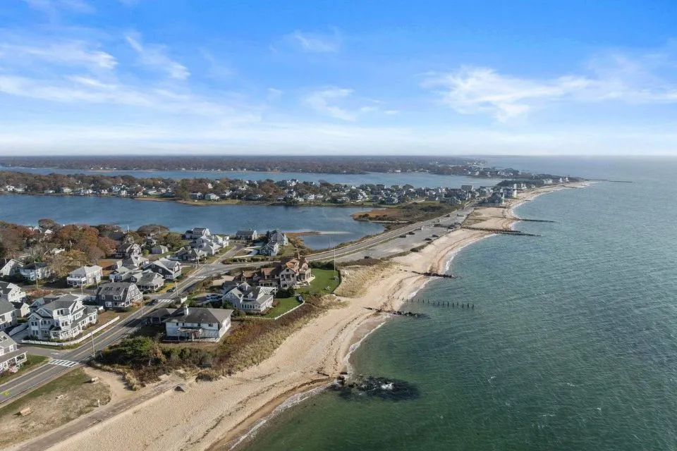 What Trends Are Shaping the Cape Cod Luxury Real Estate Market?