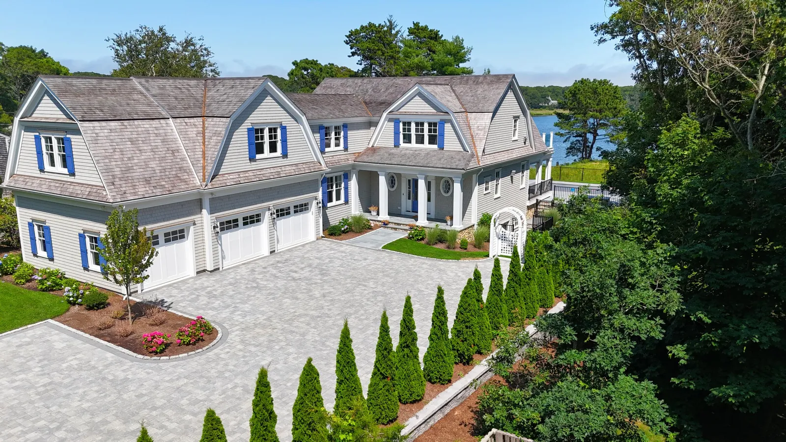64 Pershing Lane