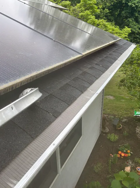 Detailed gutter work