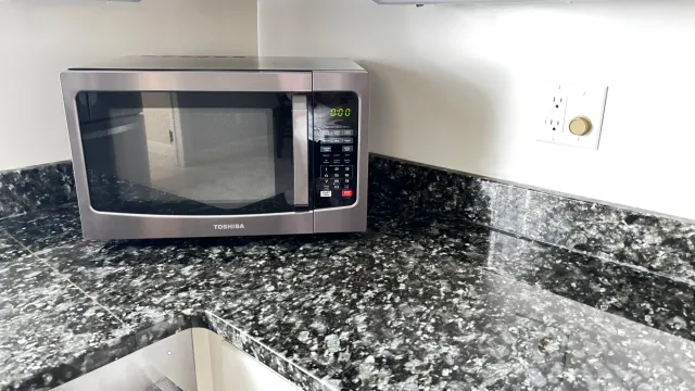 perfect-cleaning-stainless-microwave-clean.jpg