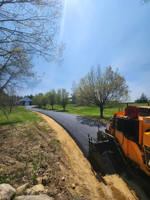 work photo from manchesterpavingandsealcoating.com
