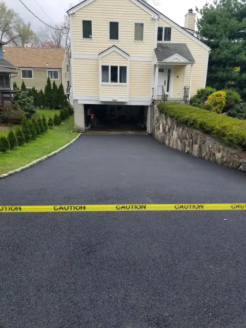 work photo from morettidrivewaypavingandpatios.com