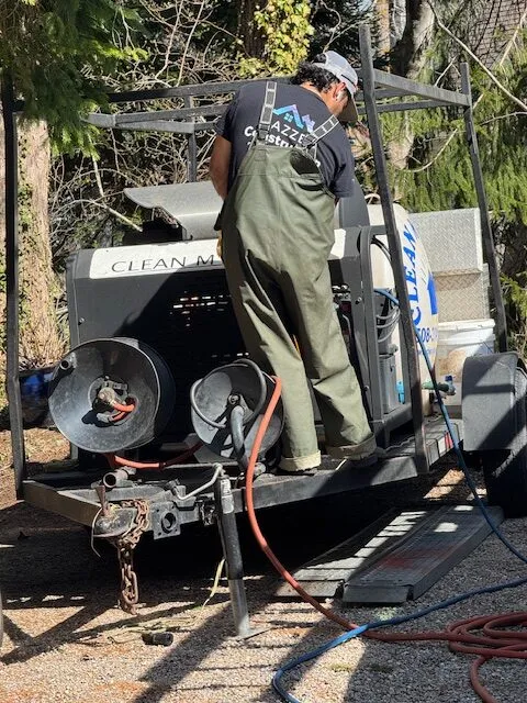 work photo from cleanmyroofllc.com