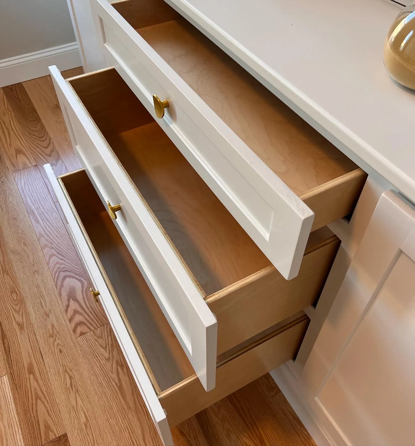 B&C FINISH SPECIALISTS LLC