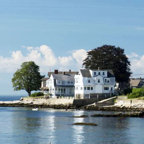Smart Gutter Solutions for Historic Shoreline Homes