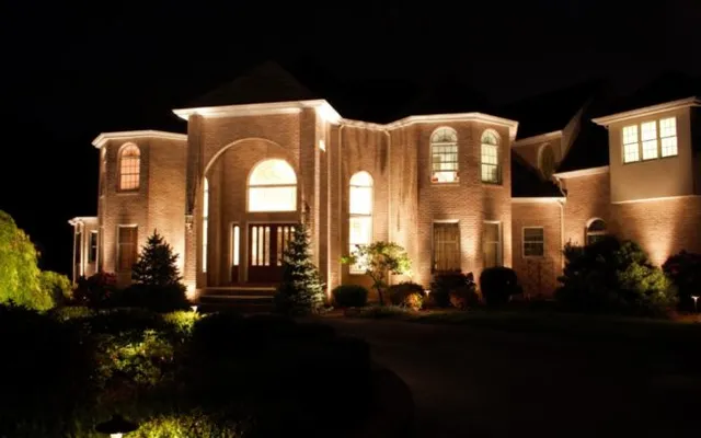 work photo from outdoorlightingdesign.com