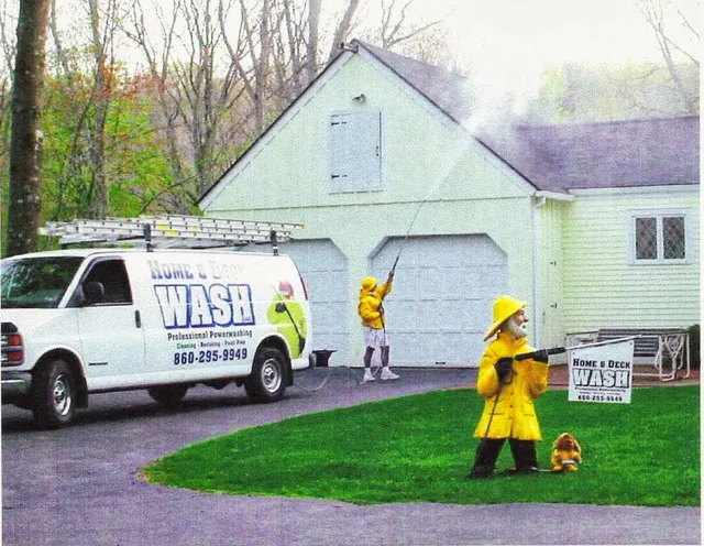Home & Deck Wash LLC work photo