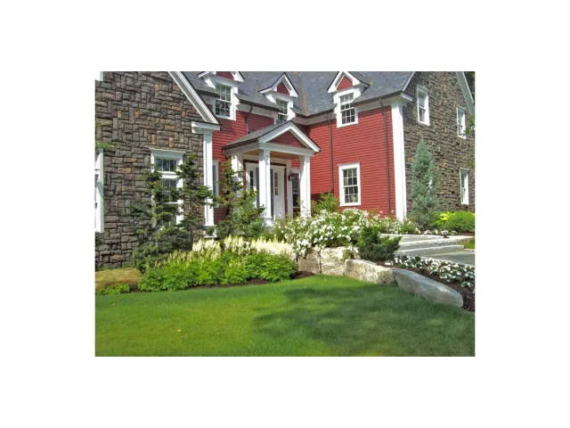 PAUL MASSAD LANDSCAPING researched project photo