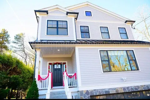 9 Hilltop avenue