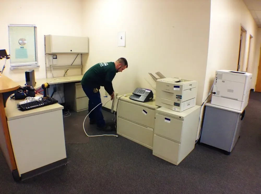 work photo from diamondrelocationnh.com