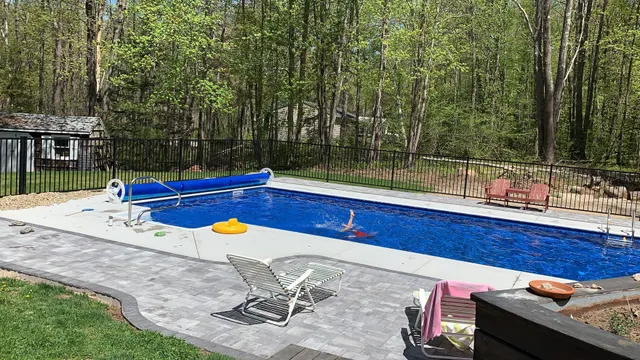 THE POOL SHED work photo