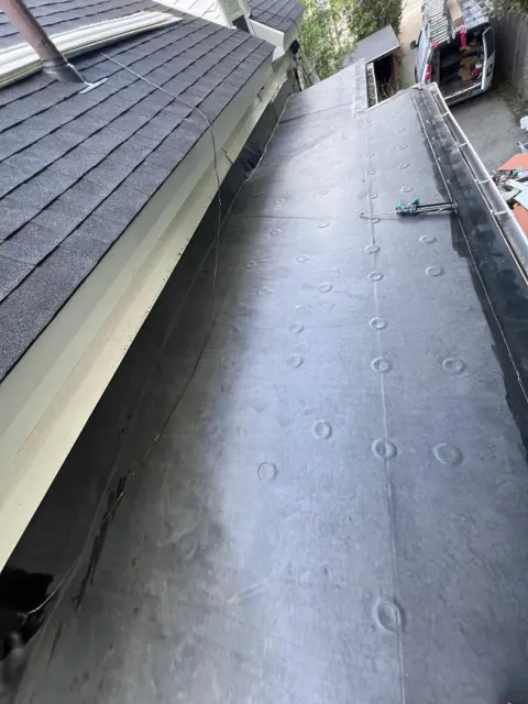 Low-slope roof membrane installation