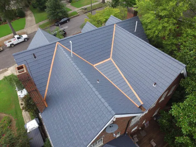 RoofingInRI.com work photo