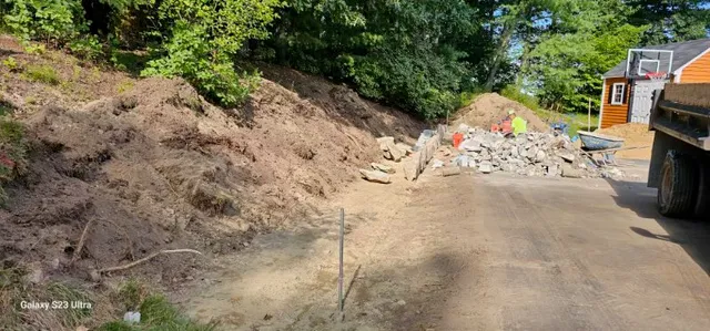 work photo from bobmuldoonpaving.com