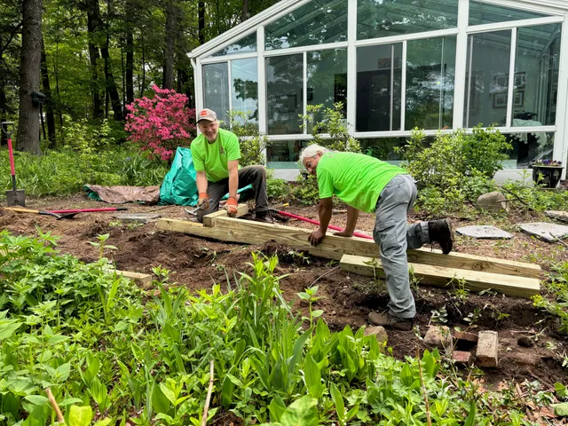 Natural Living Landscapes work photo