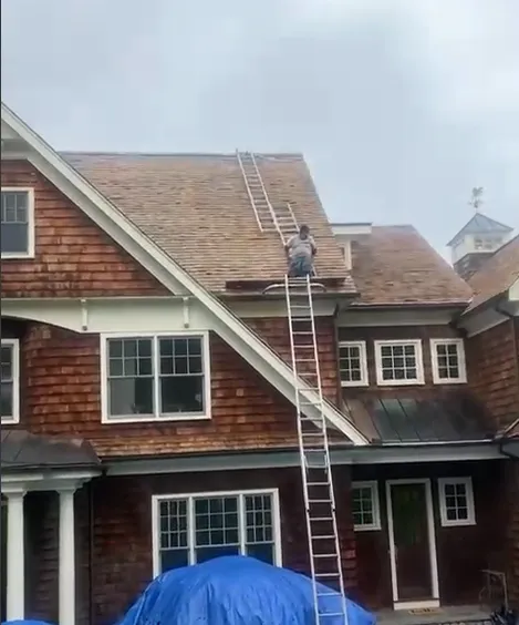work photo from mroofingandservices.com