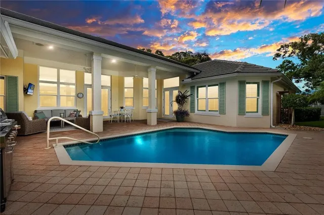 Vero Beach, FL.png