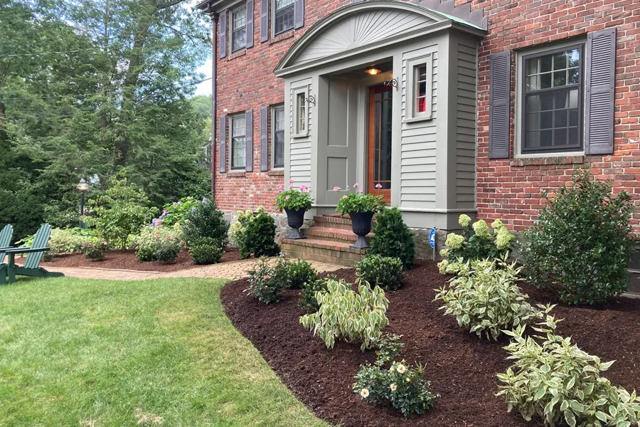 mulch installation service in dorchester