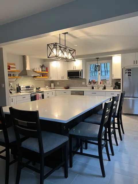 Patriot Living Cabinets & Stonework work photo