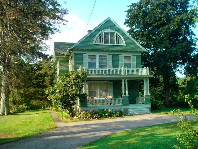 Apple Painting and Restoration, LLC work photo
