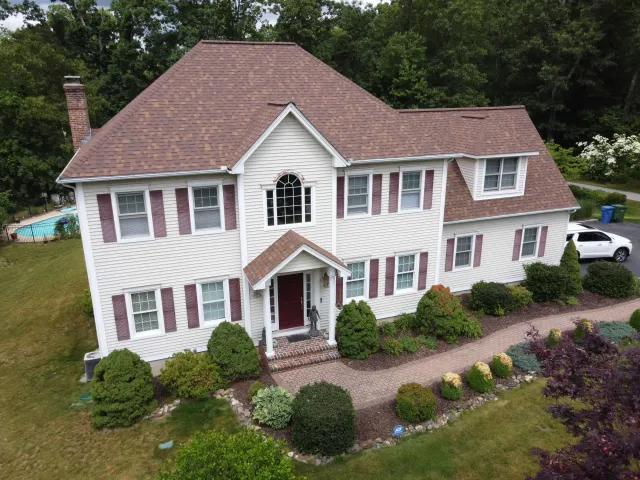 work photo from guaranteedroofingct.com