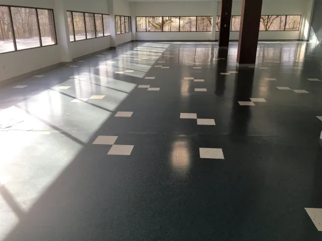 Simmons & Sons Flooring work photo