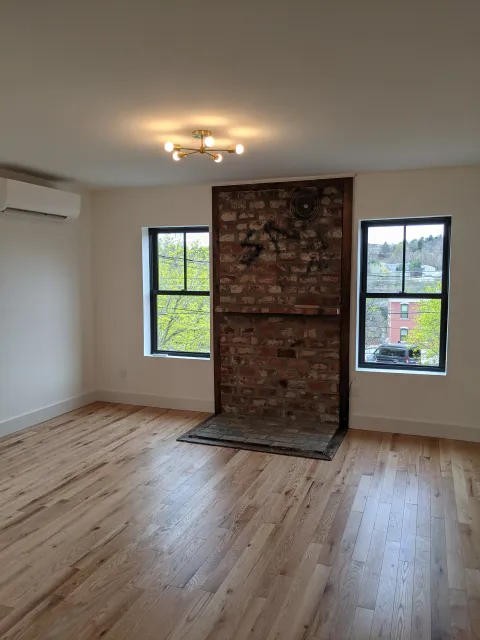 UNIT B LIVING ROOM AFTER.jpg