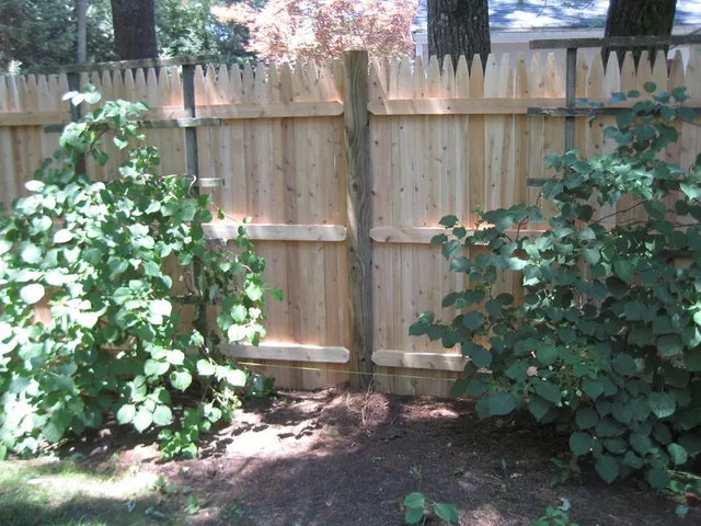 work photo from neighborlyfence.com