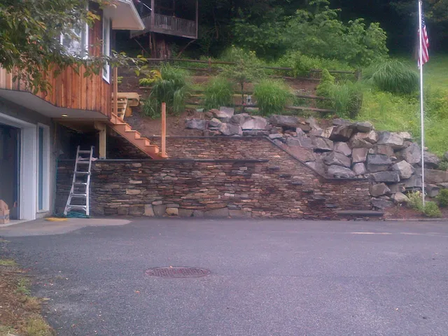 work photo from sunburstlandscapingct.com