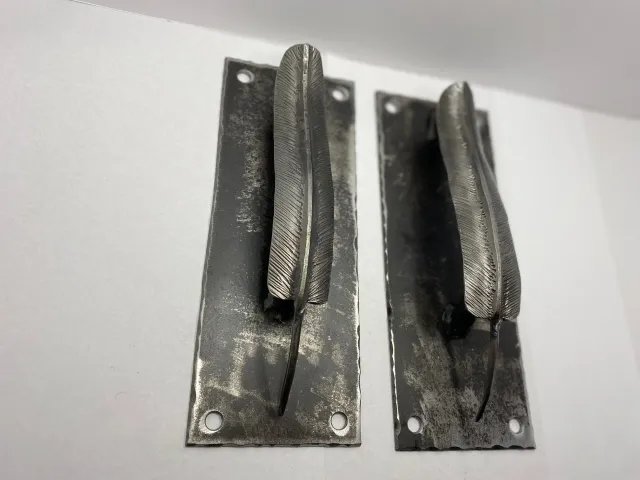 Feather Pulls 2.jpg