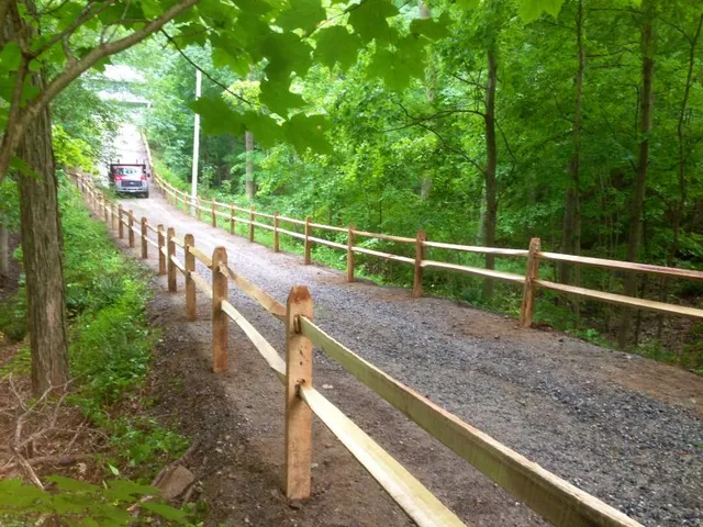 work photo from dandmfence.com